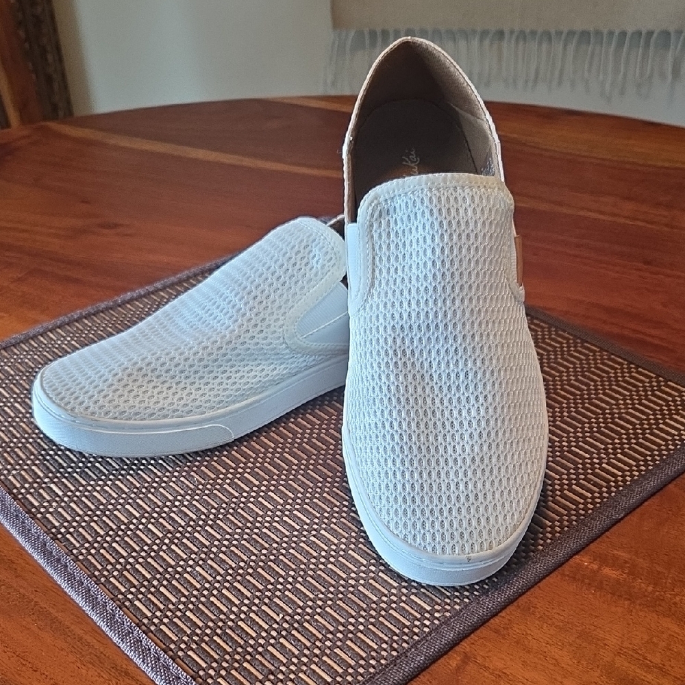 OluKai Women's Mesh Slip-On Loafers in Off White/cream